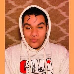 Meet your Posher, Ozzy